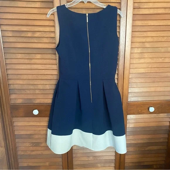 Closet London Navy and Cream Pleated Coastal Preppy Mini Dress Size 10 - Picture 3 of 11